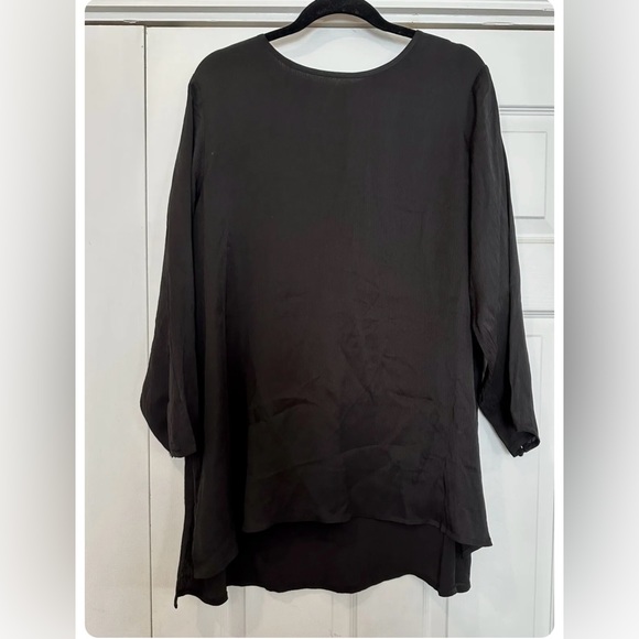 NWT Eileen Fisher Black Textured Cupro Round Neck Top size XL - Picture 1 of 7